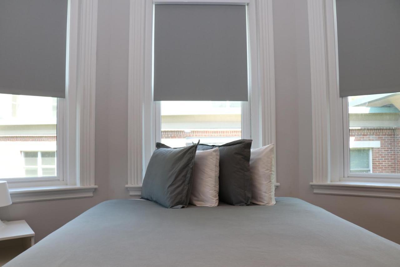 A Stylish Stay W/ A Queen Bed, Heated Floors.. #34 Brookline Exterior photo