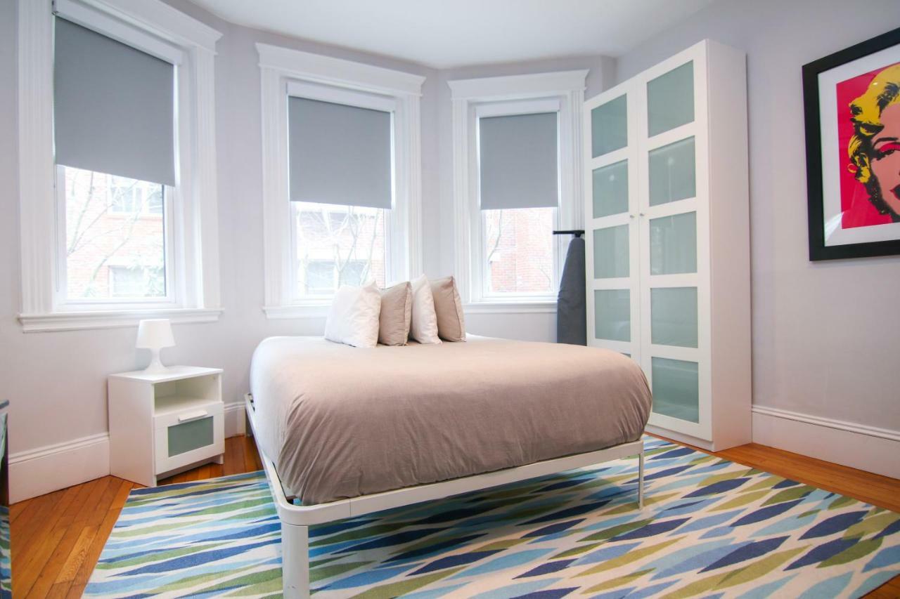 A Stylish Stay W/ A Queen Bed, Heated Floors.. #34 Brookline Exterior photo